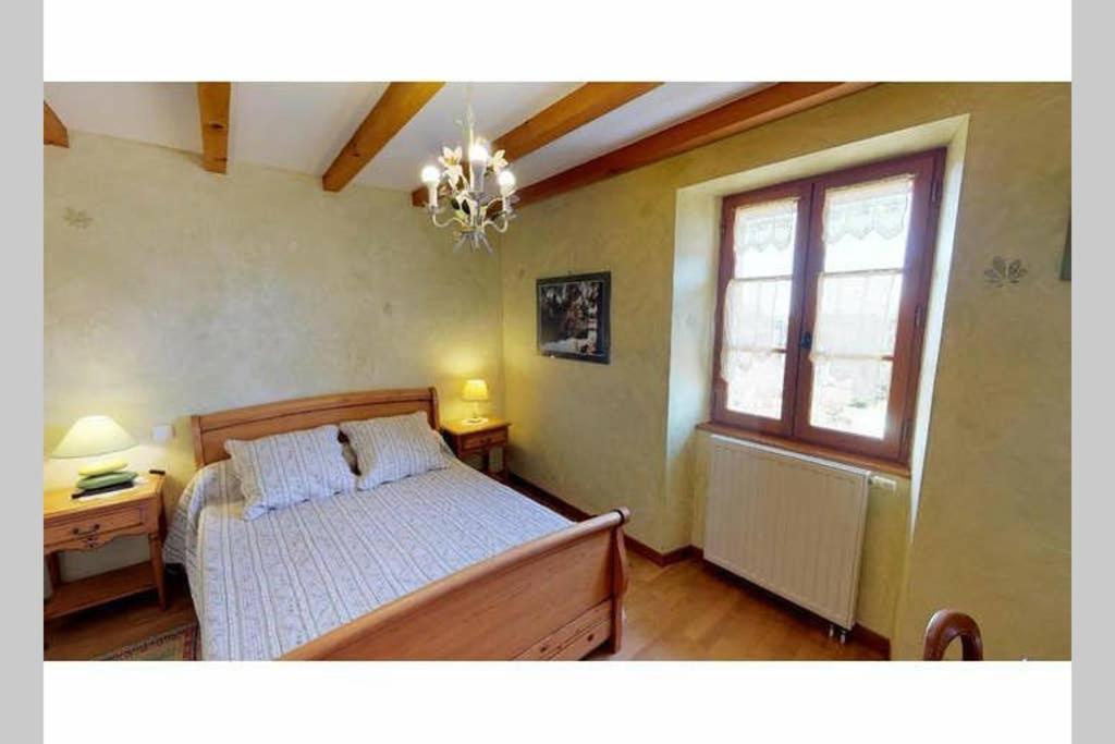 La Grange De Salvaneix Gite Pour 15 Personnes 7 Chambres Avec 6 Sdb-6Wc Sarran Exterior photo